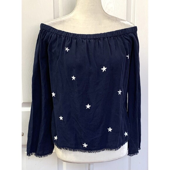 Cloth & Stone Top Blouse Women's Small Blue White Stars Off the Shoulder Raw Hem - Picture 2 of 6